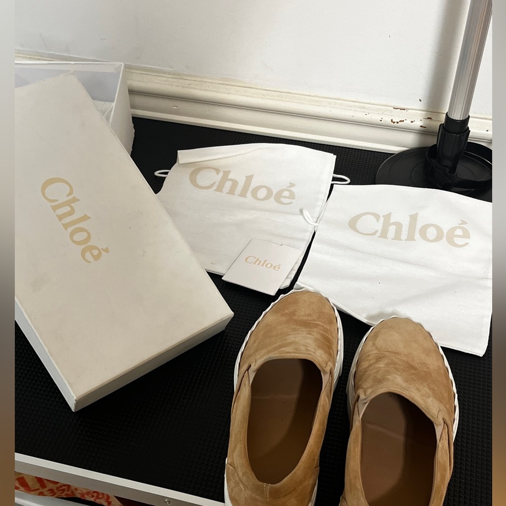 Chloé Tan Suede Slip-On Shoes Reef Shell